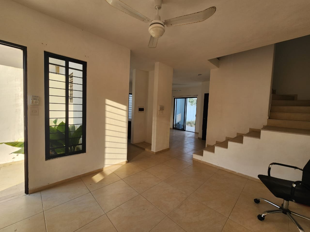 Casa en venta en esquina en Gran Santa Fe Norte (terreno amplio)